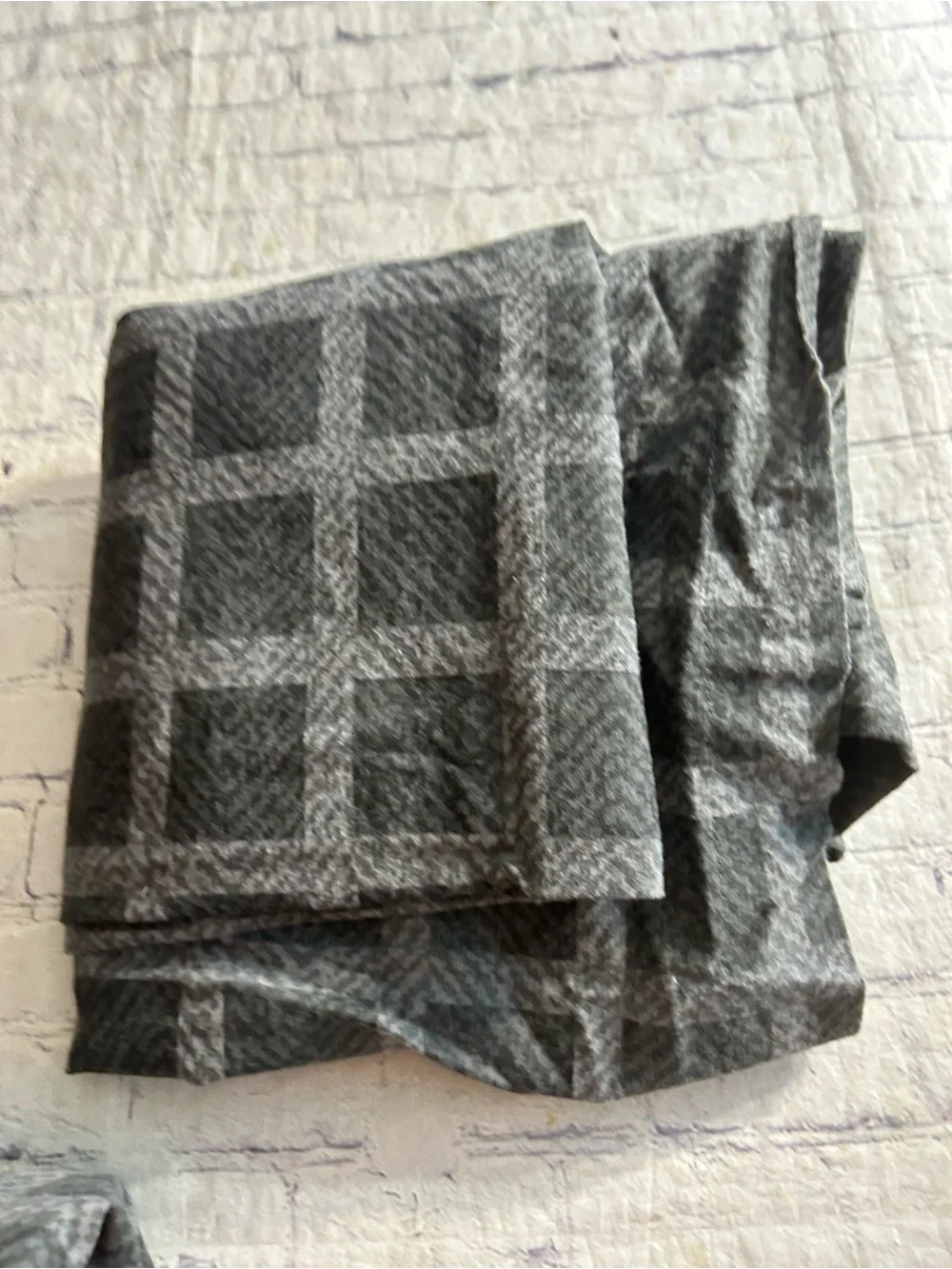 FLANNEL TWO-TONE GREY CHECKERED 100% COTTON FULL SIZE SHEET SET (2) CASES